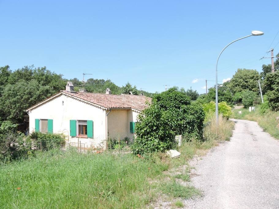 Chateaudouble : Appartement Au Calme Kültér fotó